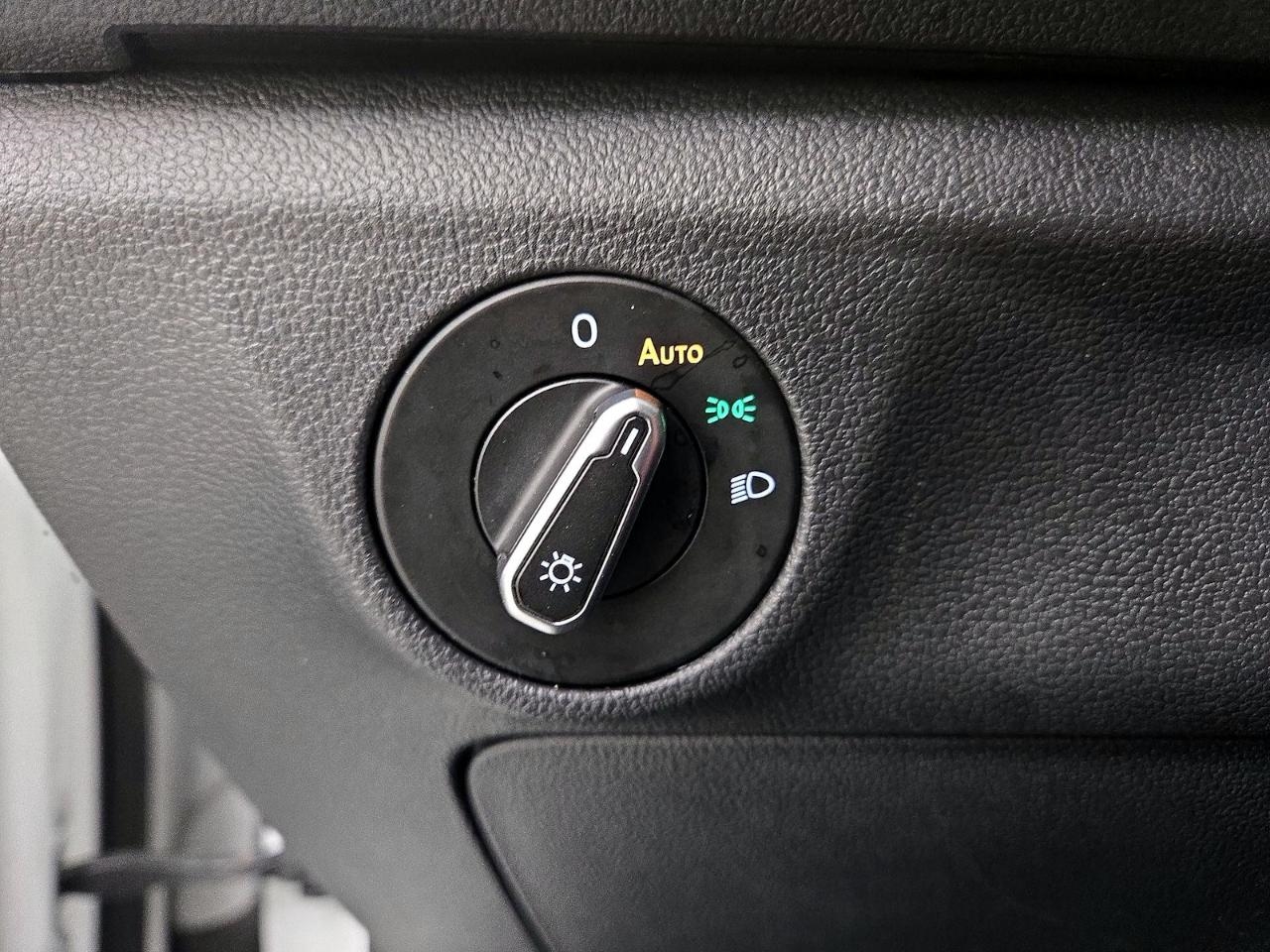 Volkswagen Jetta S 2025