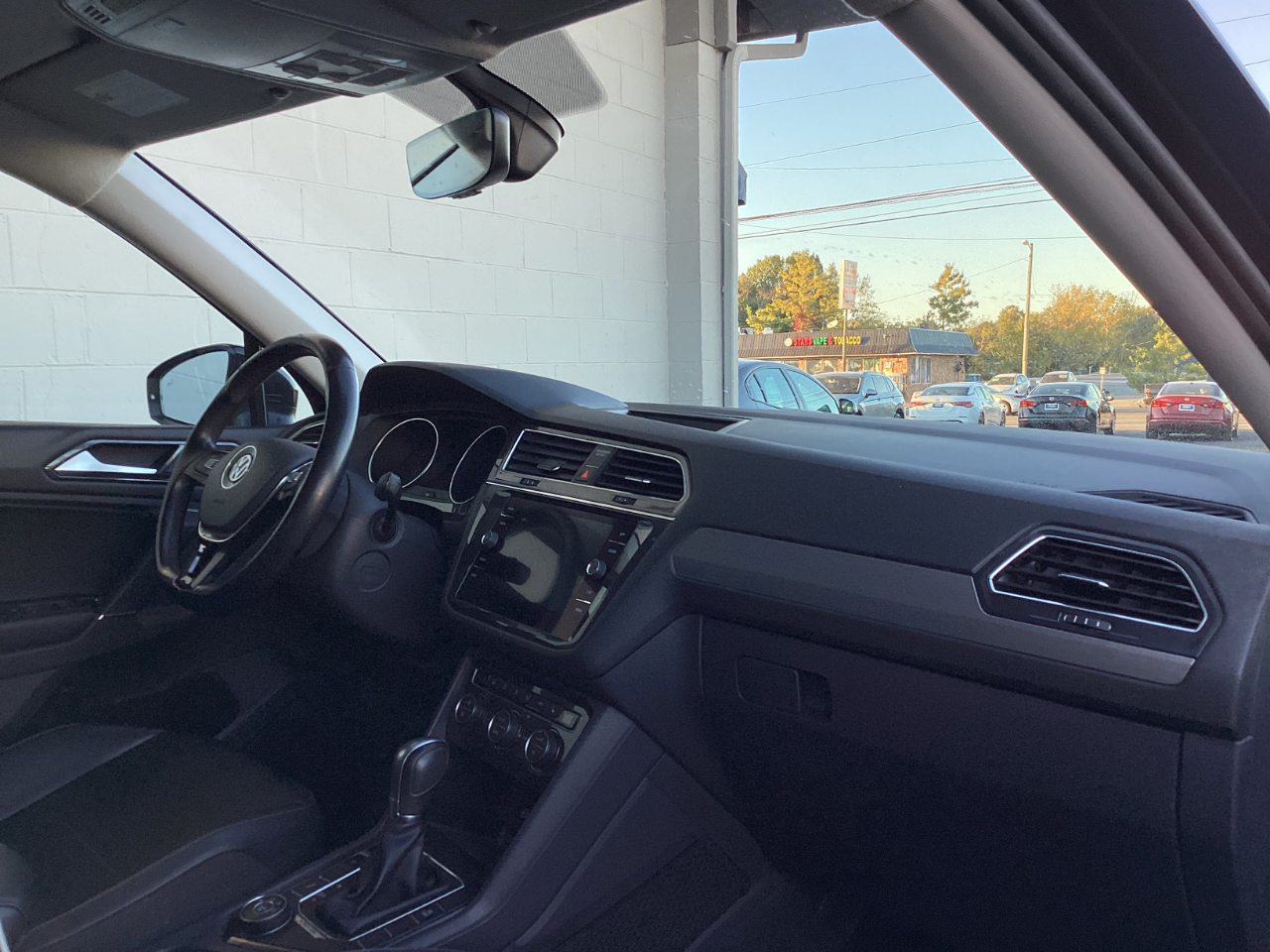 Volkswagen Tiguan SE 2020 Volkswagen Tiguan SE 2020