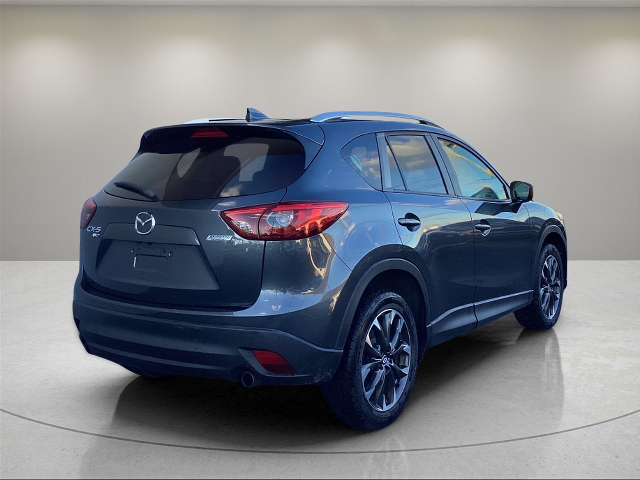 2016 Mazda CX-5 Grand Touring photo 2