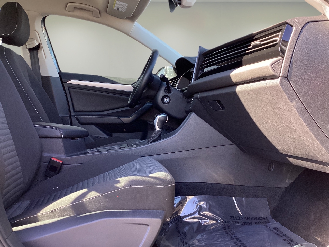 Volkswagen Jetta S 2025