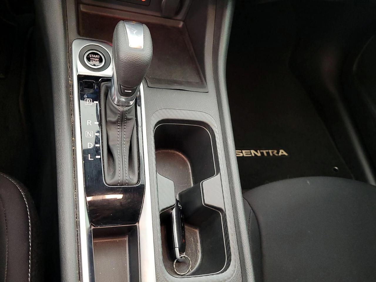 Nissan Sentra SV 2024