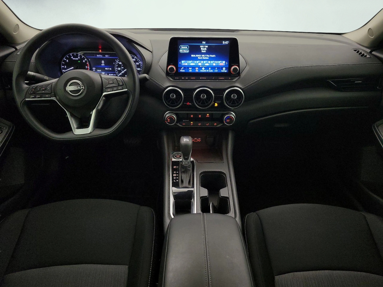 Nissan Sentra SV 2024