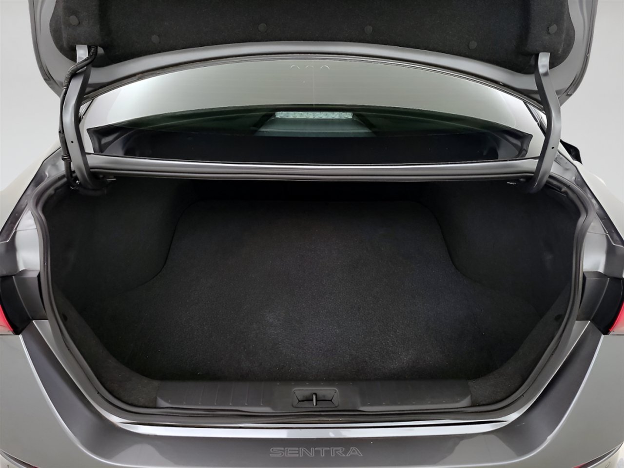 Nissan Sentra SV 2024