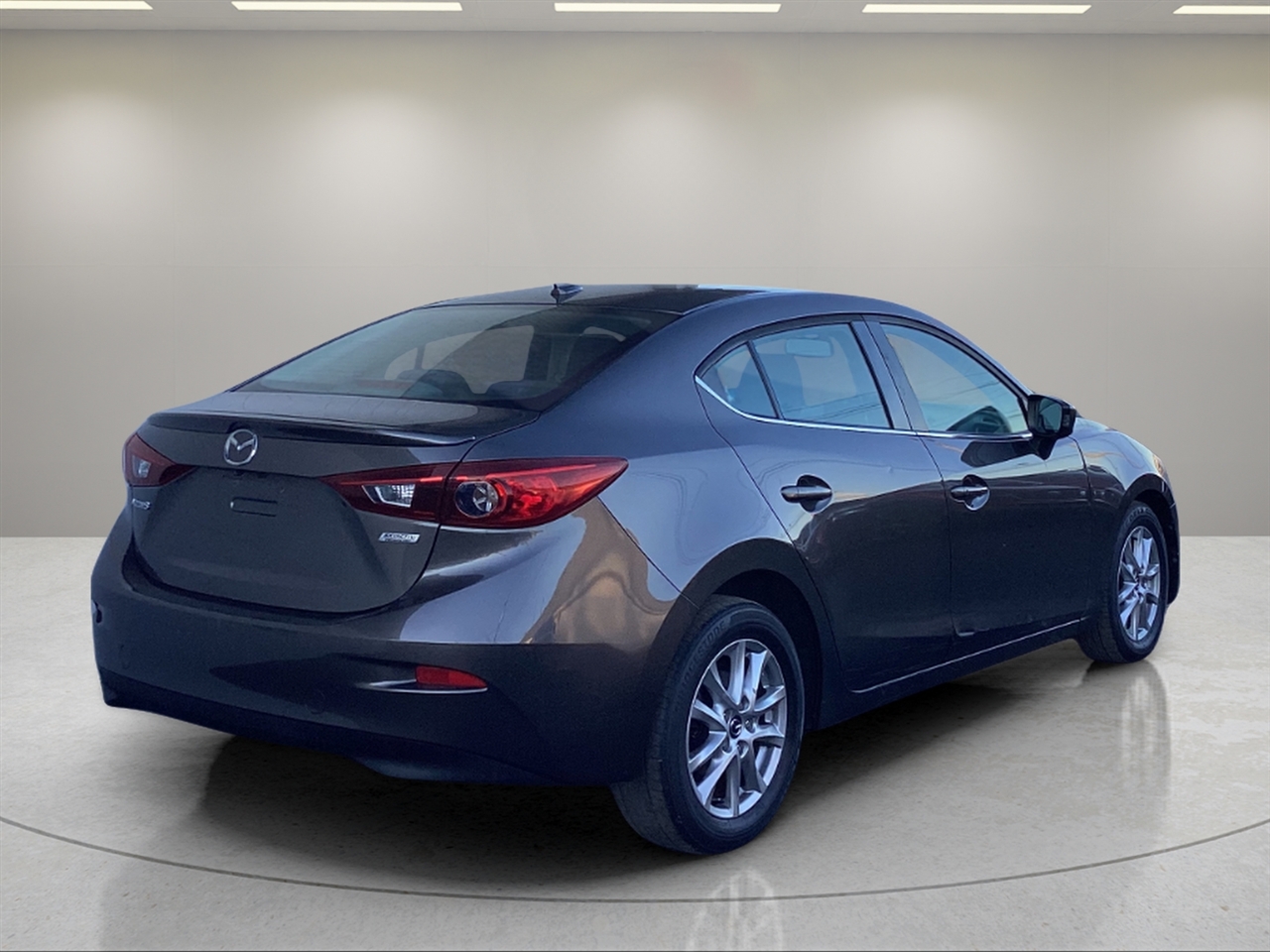 2016 Mazda Mazda3 Grand Touring photo 3