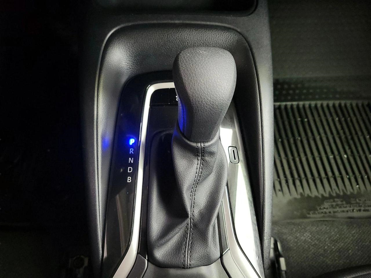 Toyota Corolla LE 2024