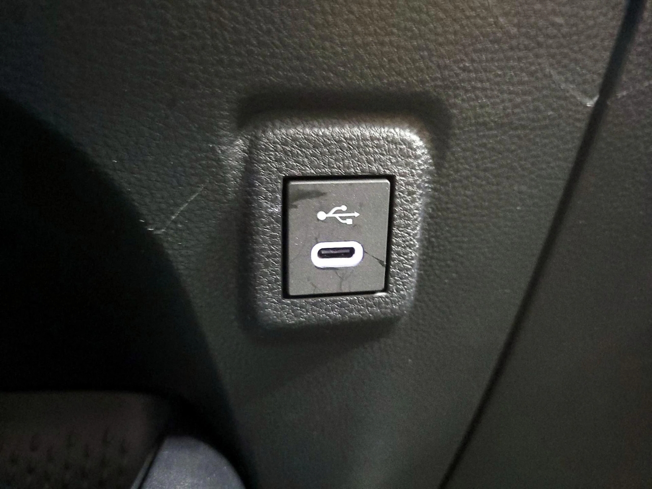 Toyota Corolla LE 2024