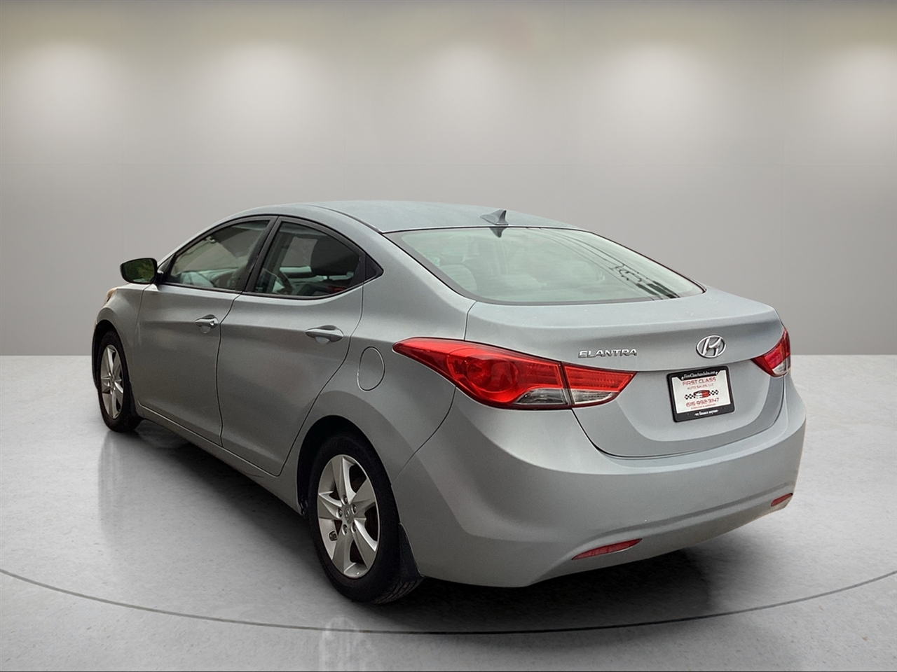 Hyundai Elantra GLS M/T 2013