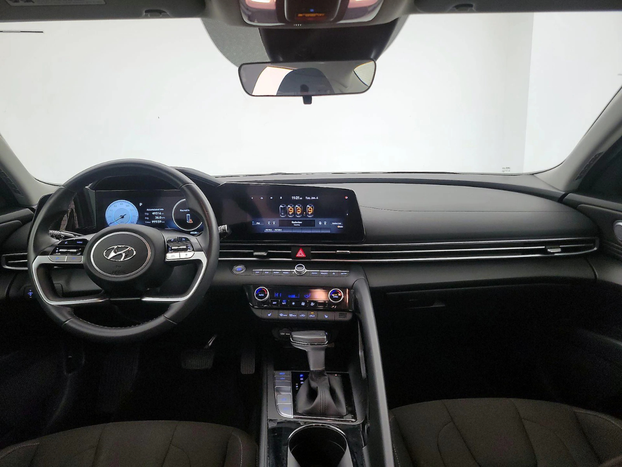 Hyundai Elantra SEL 2023