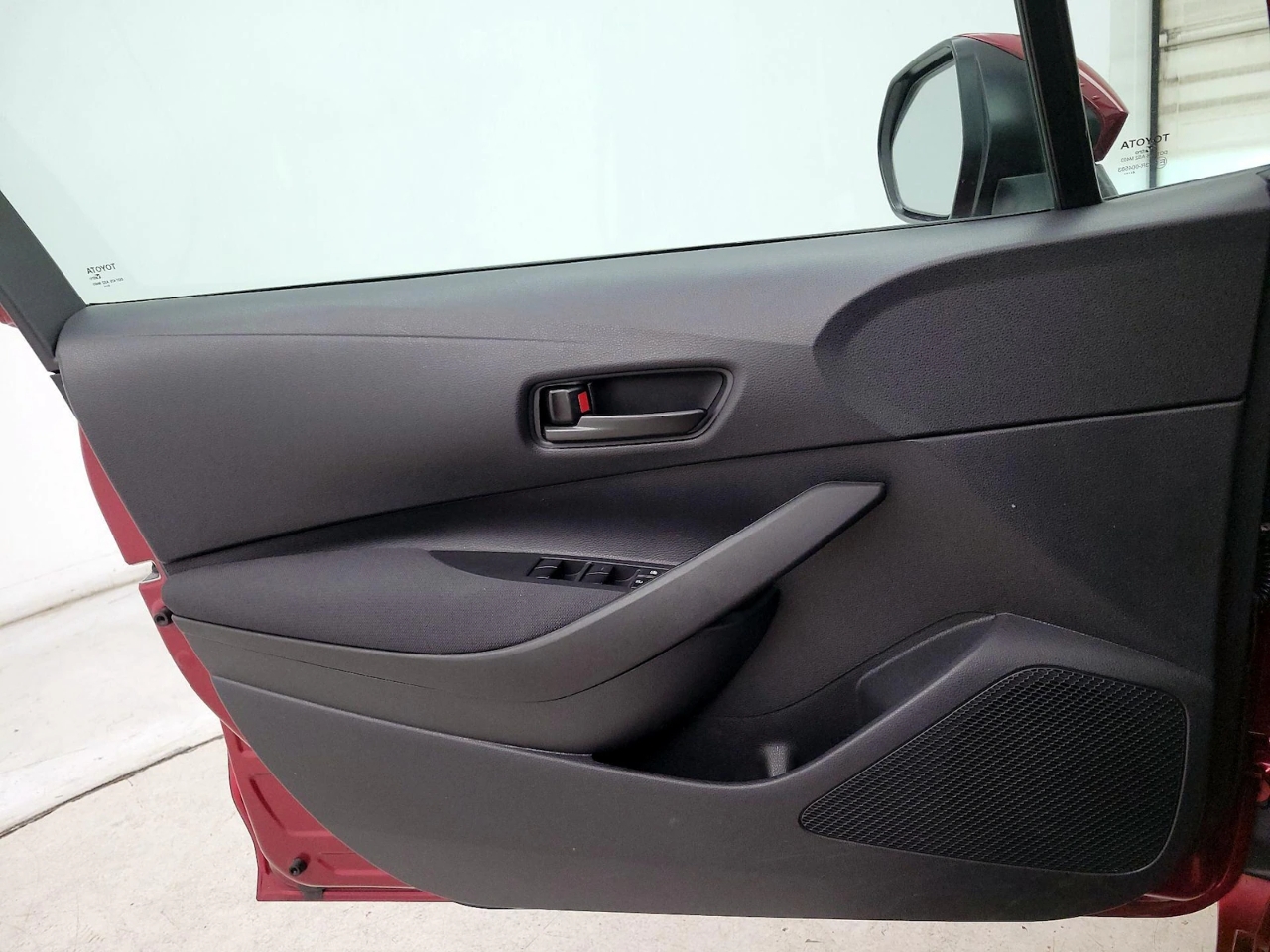 Toyota Corolla LE 2025