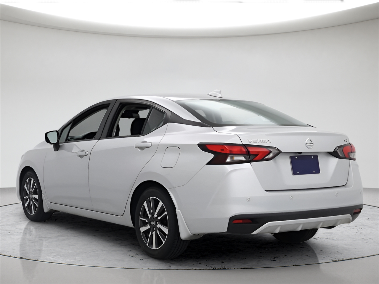 Nissan Versa SV 2022