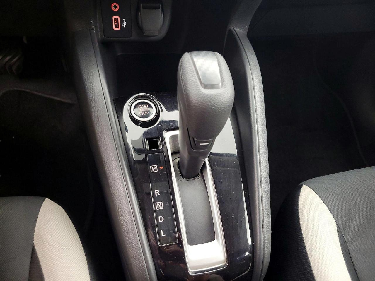 Nissan Versa SV 2022