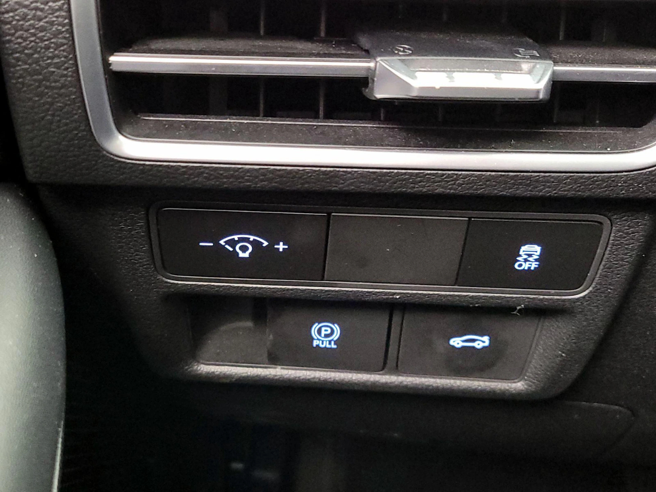 Hyundai Sonata Hybrid SEL 2025