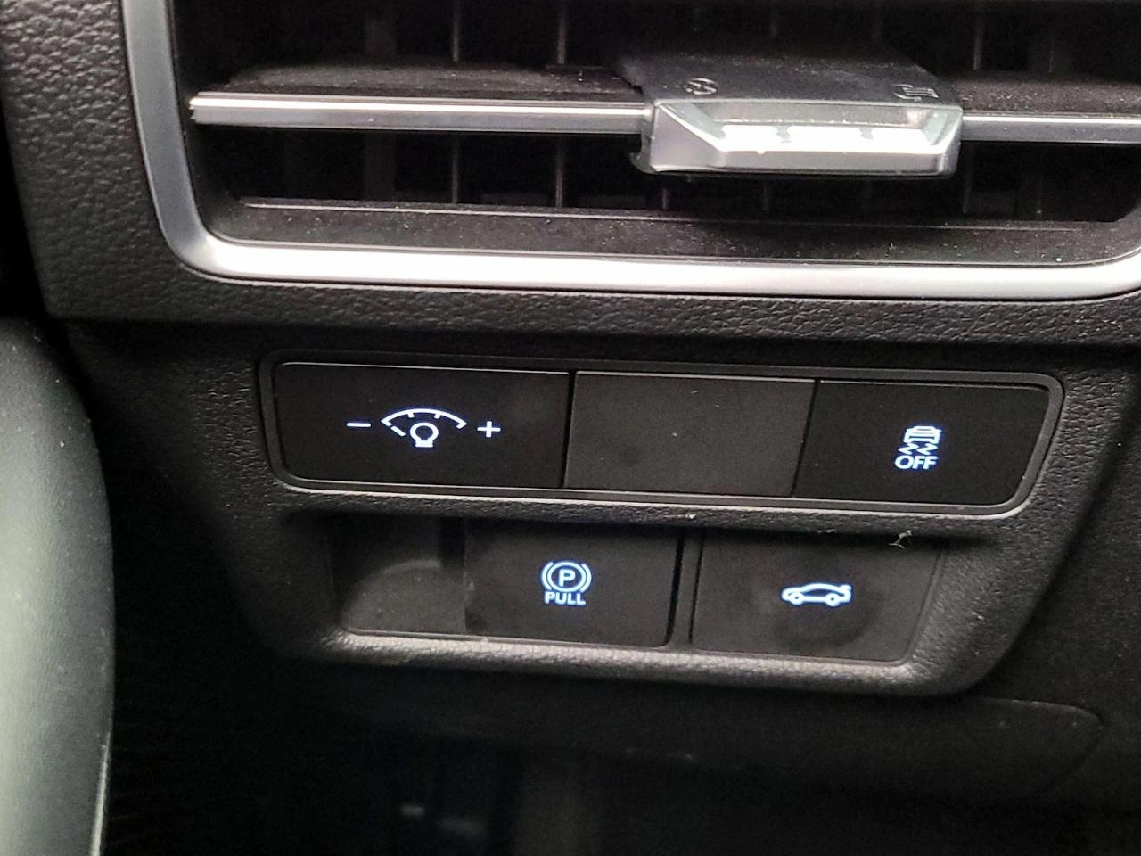 Hyundai Sonata Hybrid SEL 2025