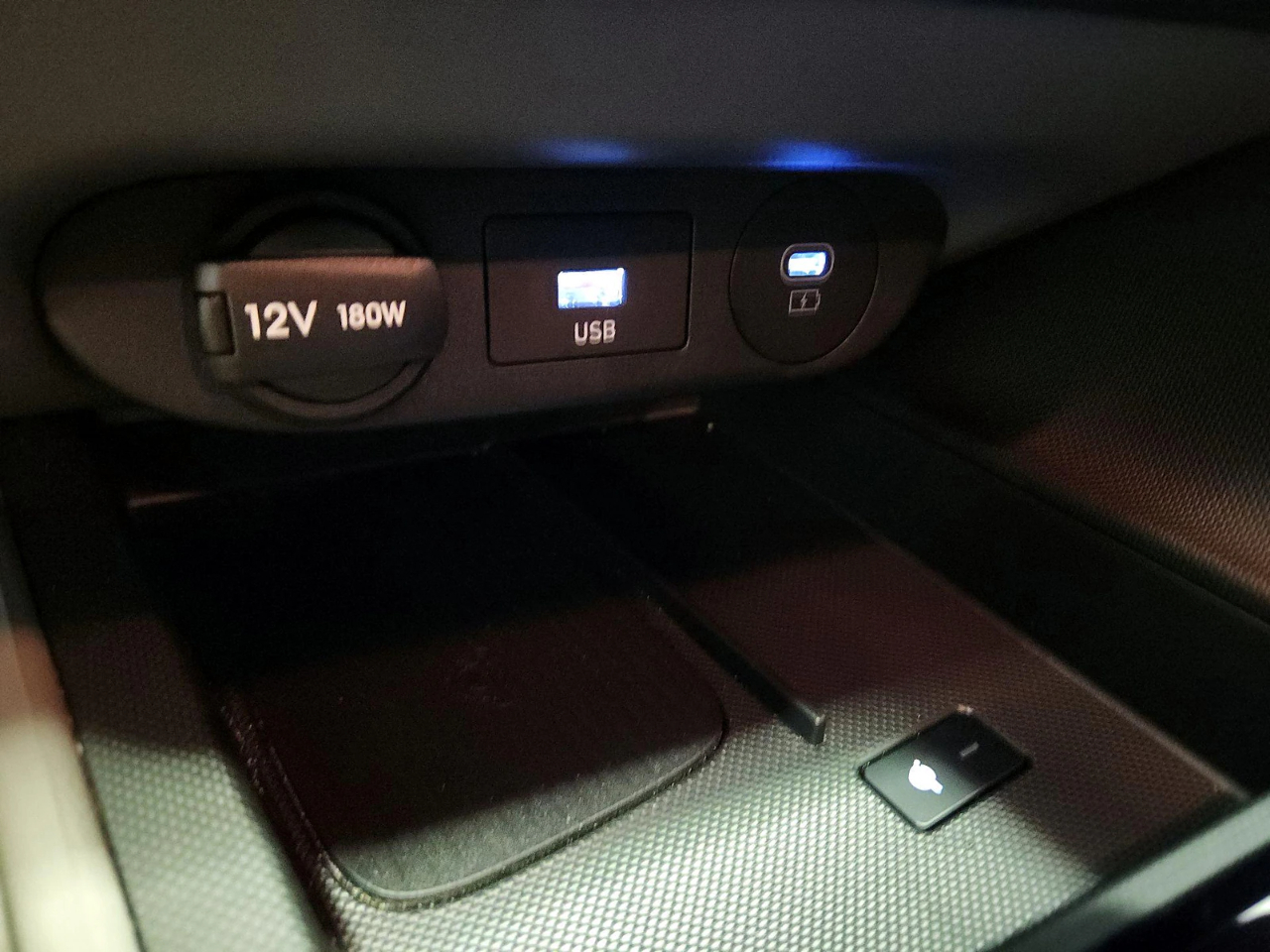 Hyundai Elantra SEL Convenience 2025