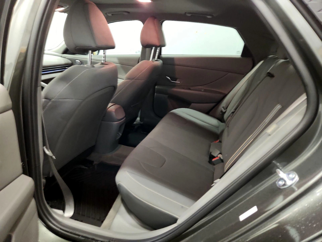 Hyundai Elantra SEL Convenience 2025