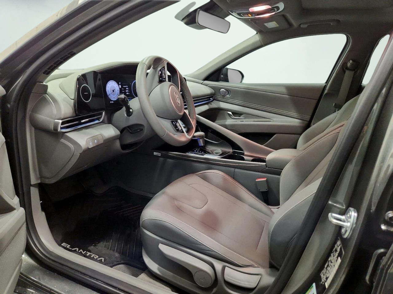 Hyundai Elantra SEL Convenience 2025