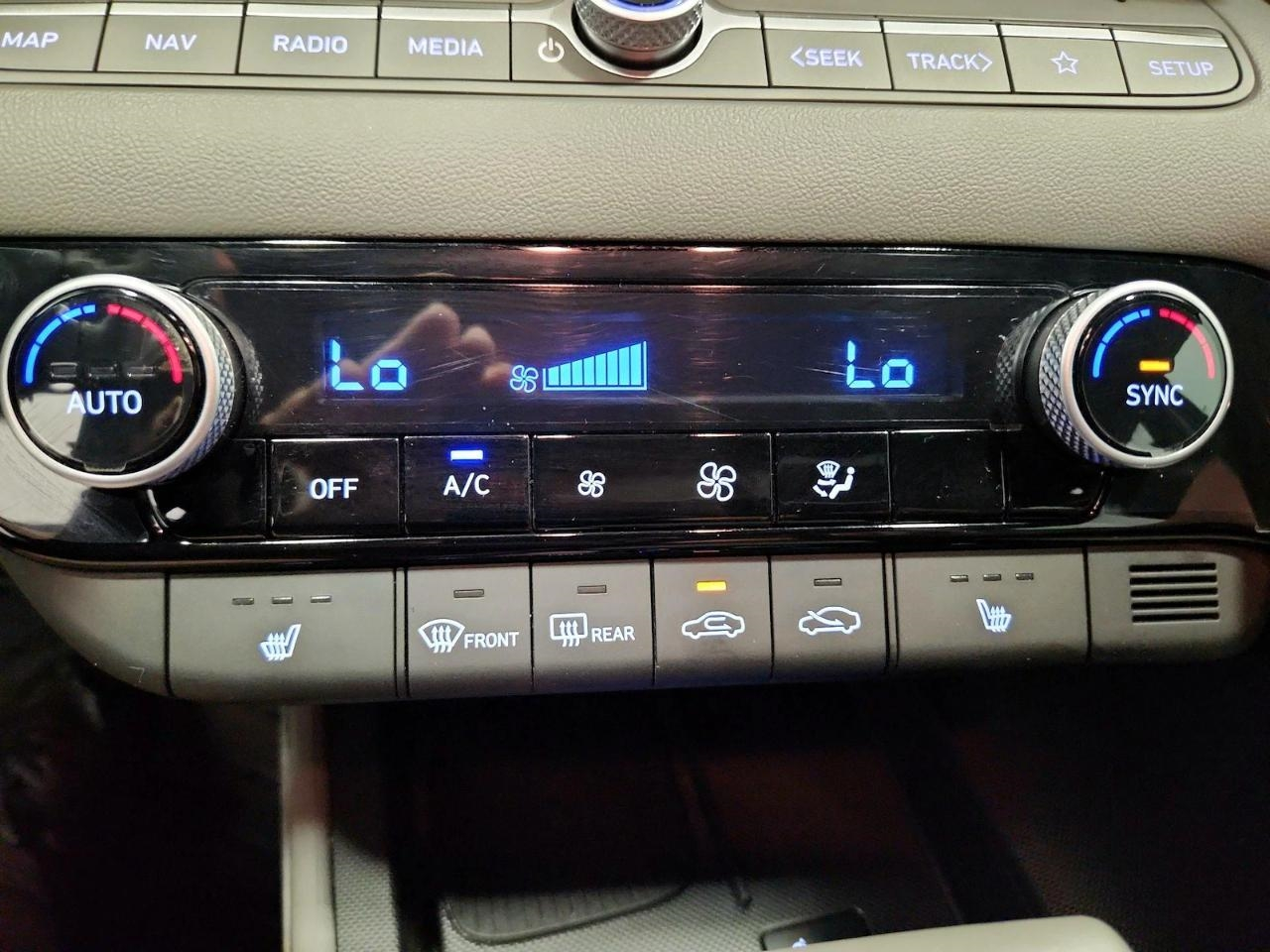 Hyundai Elantra SEL Convenience 2025