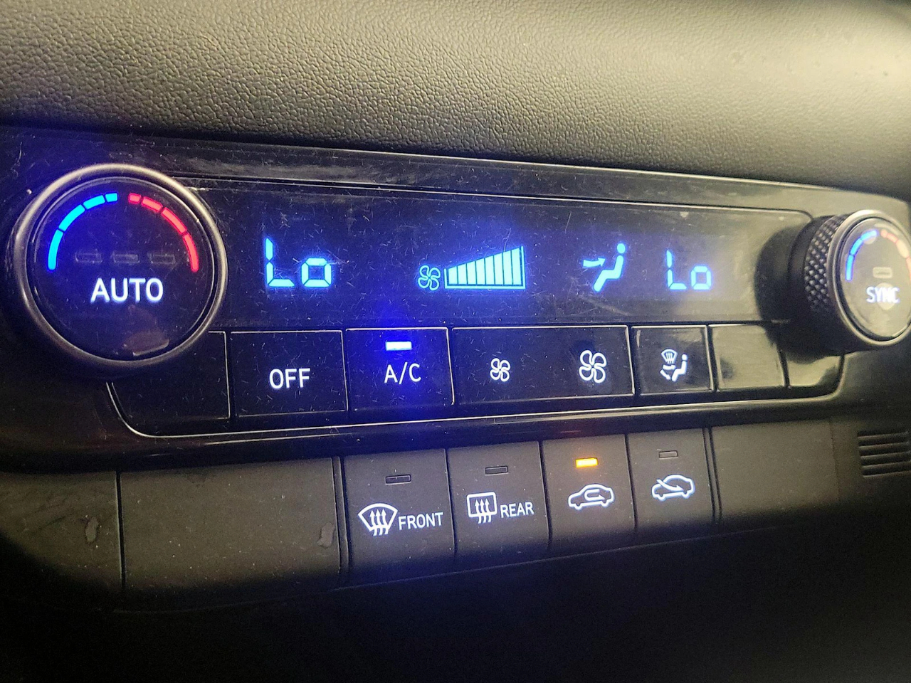 Hyundai Elantra SEL Convenience 2025