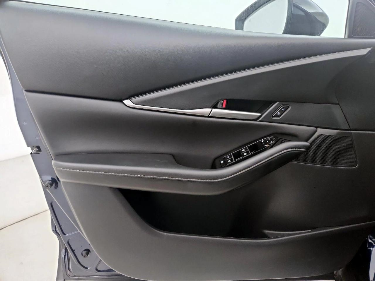 Mazda CX-30 Select 2025