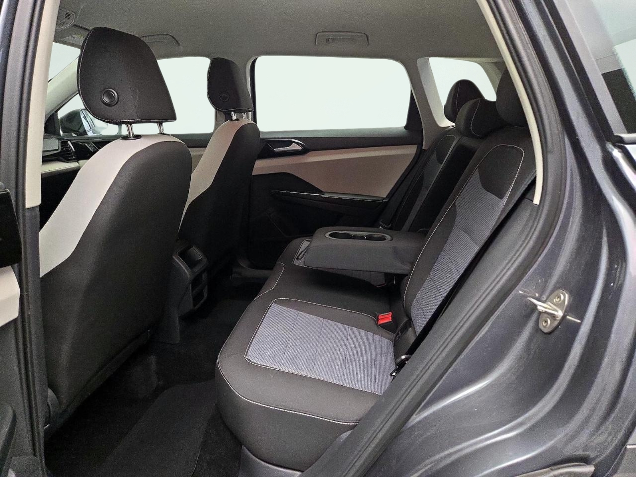 Volkswagen Taos S 4MOTION 2025