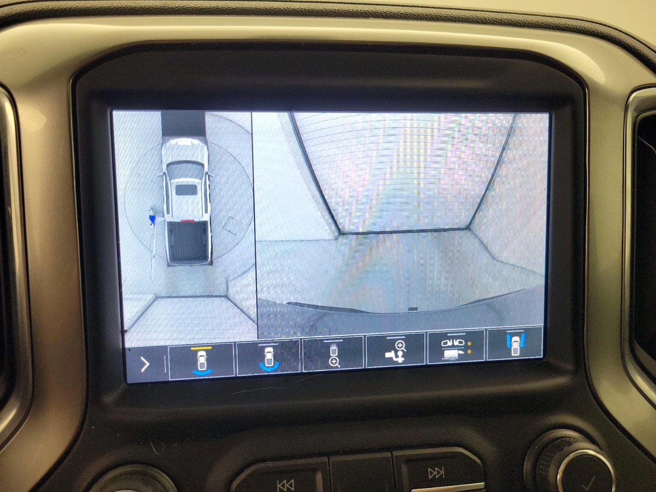 Chevrolet Silverado 1500 LTZ Crew Cab 2WD 2019