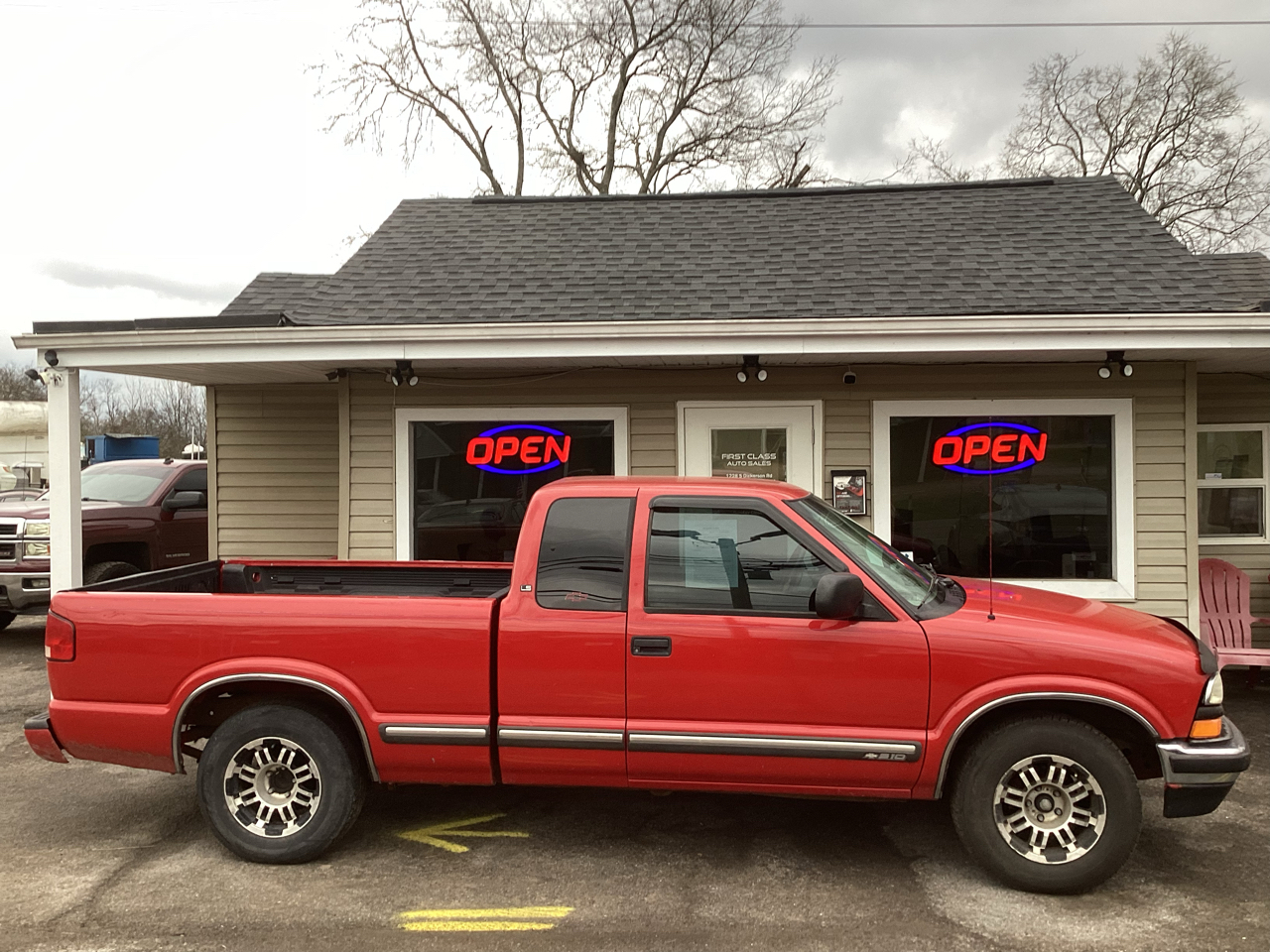Chevrolet Trucks Pickup  2001