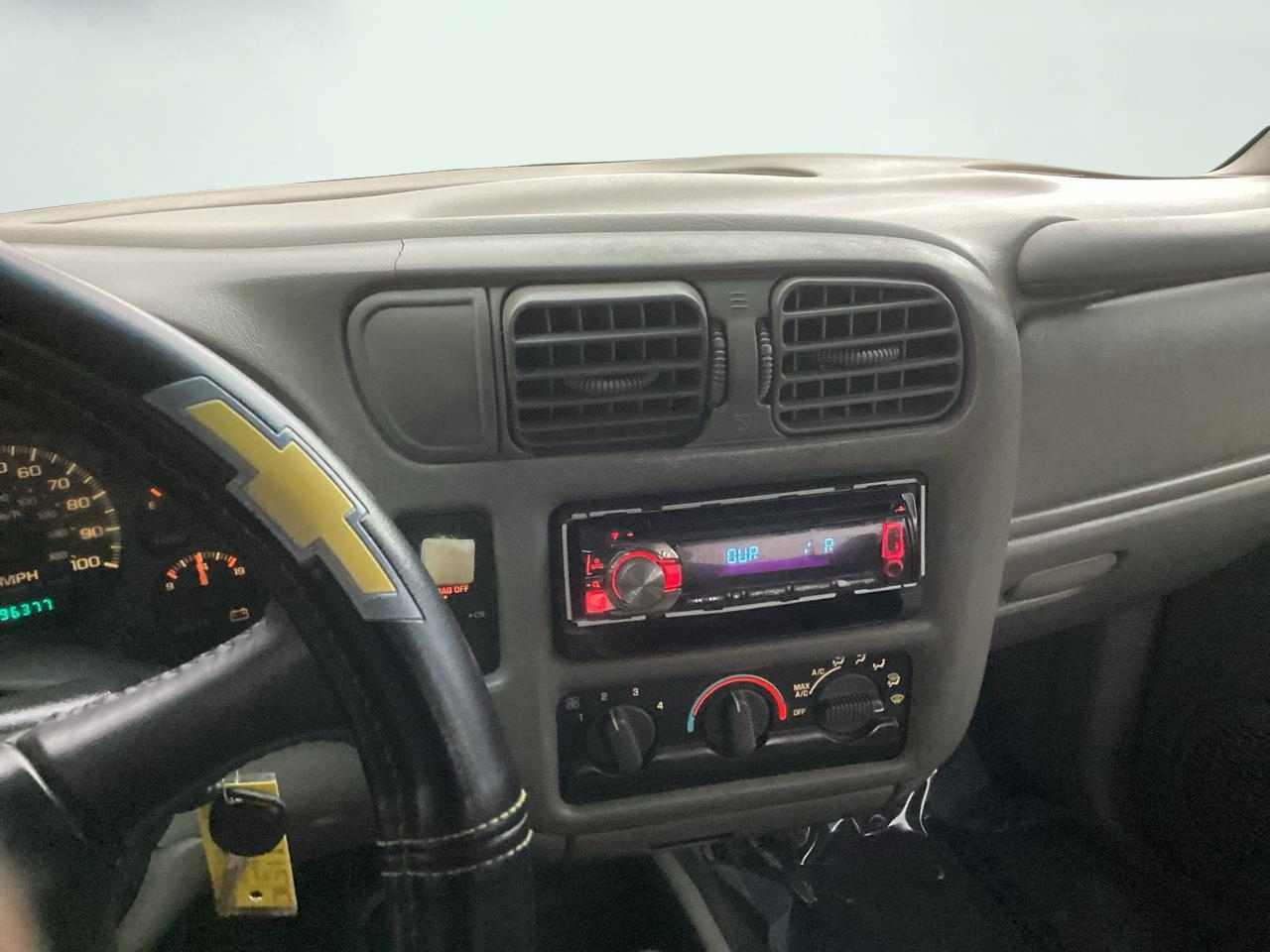 Chevrolet Trucks Pickup  2001