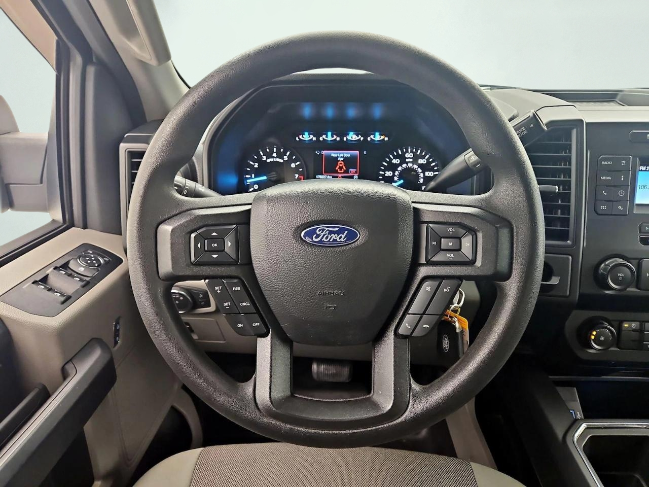 Ford F-150 XL SuperCrew 5.5-ft. Bed 4WD 2019