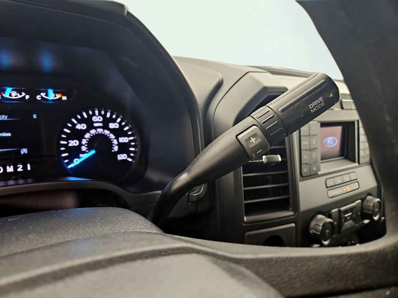 Ford F-150 XL SuperCrew 5.5-ft. Bed 4WD 2019