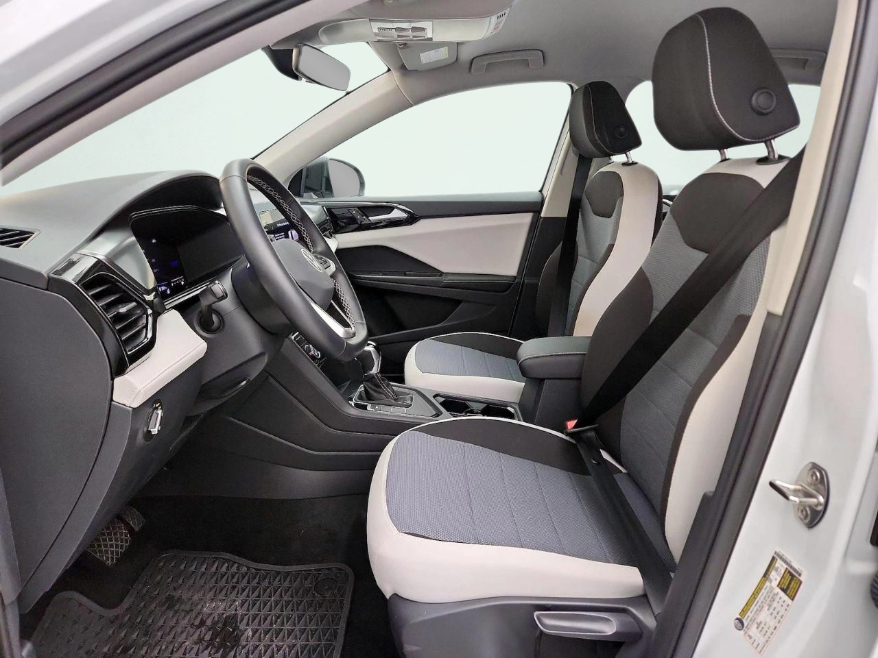 Volkswagen Taos S 4MOTION 2025