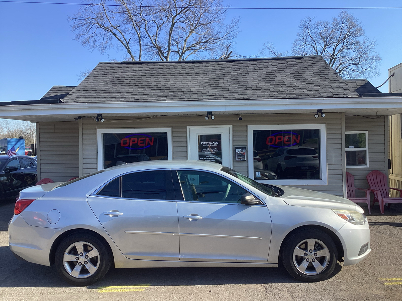 Chevrolet MALIBU LS Base 2010