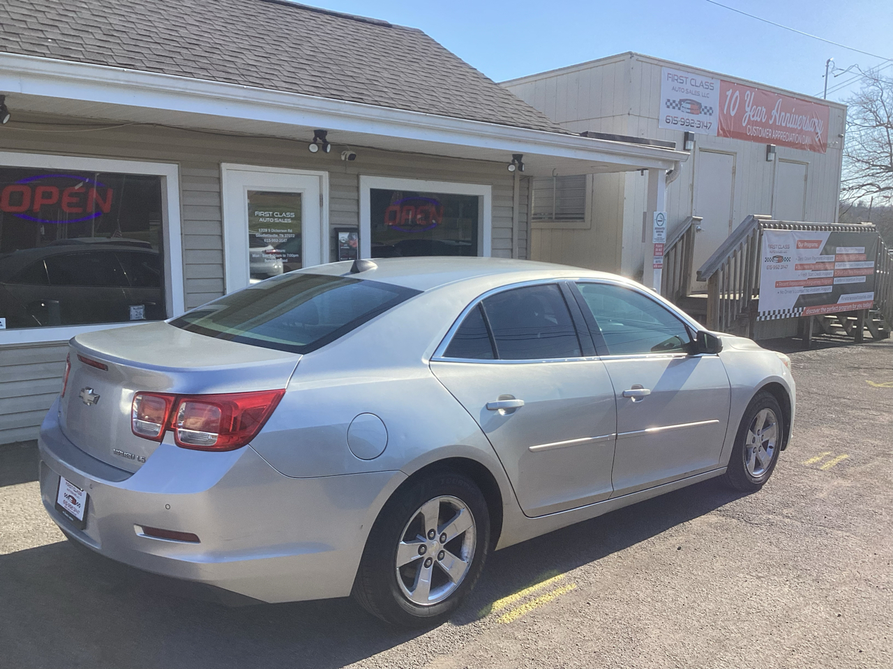Chevrolet MALIBU LS Base 2010