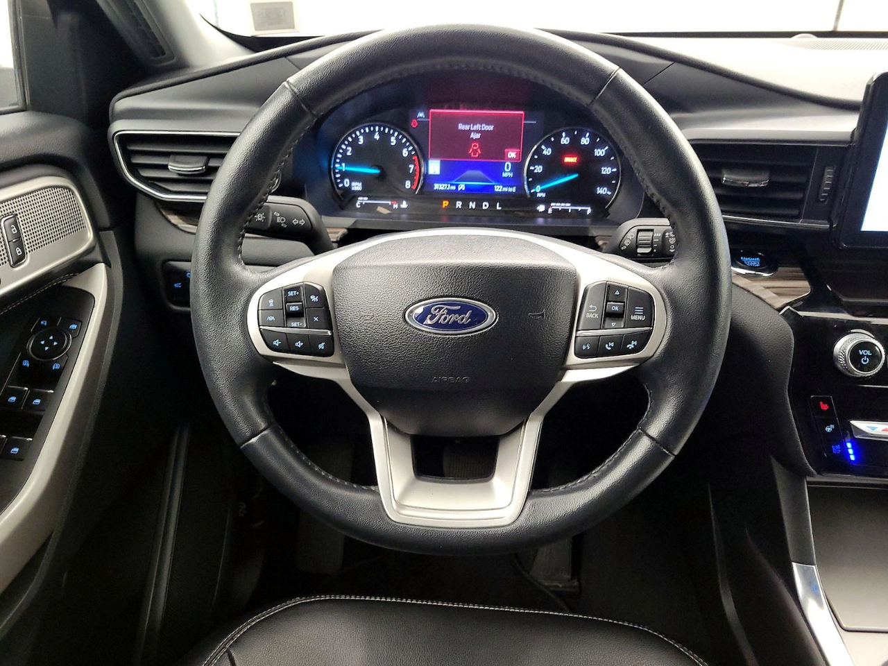 Ford Explorer XLT AWD 2024