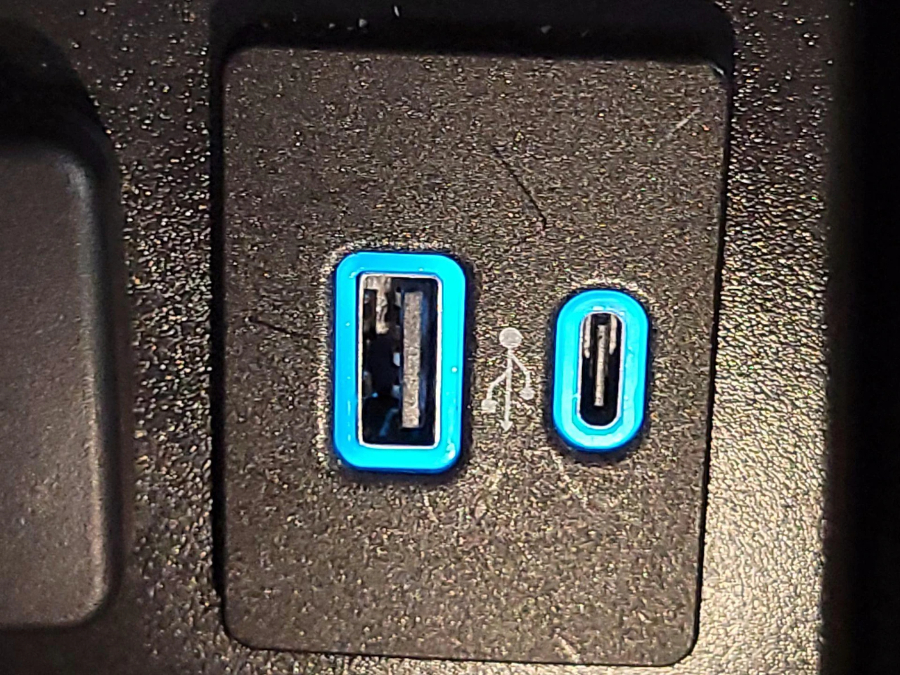 Ford Explorer XLT AWD 2024