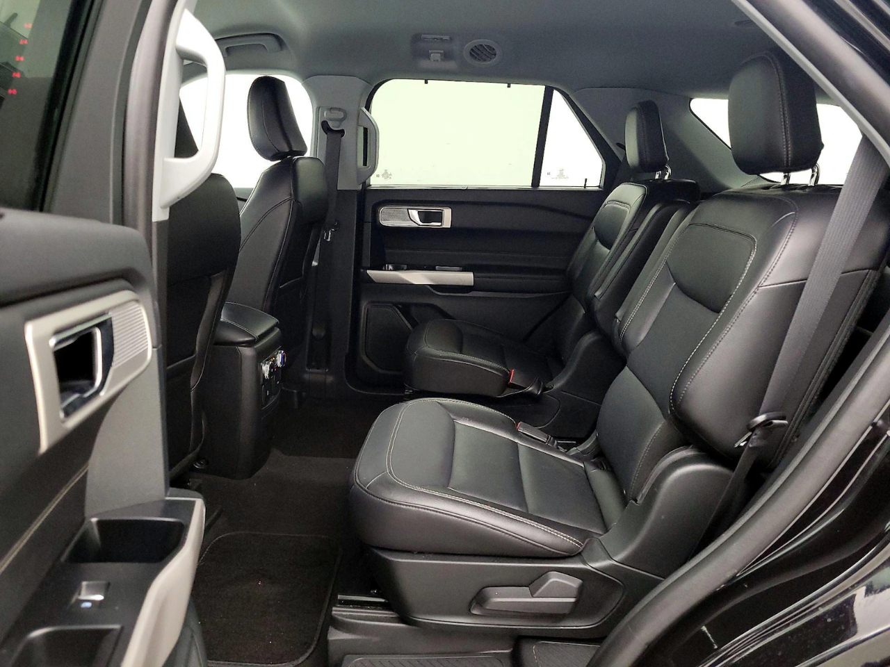 Ford Explorer XLT AWD 2024