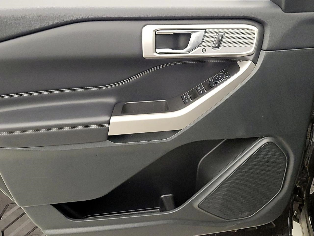 Ford Explorer XLT AWD 2024