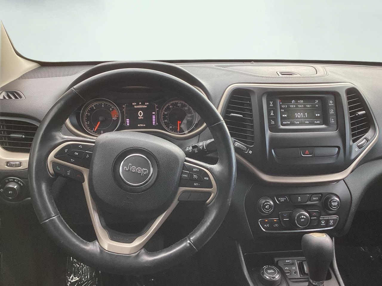 Jeep Cherokee Latitude 4WD 2016