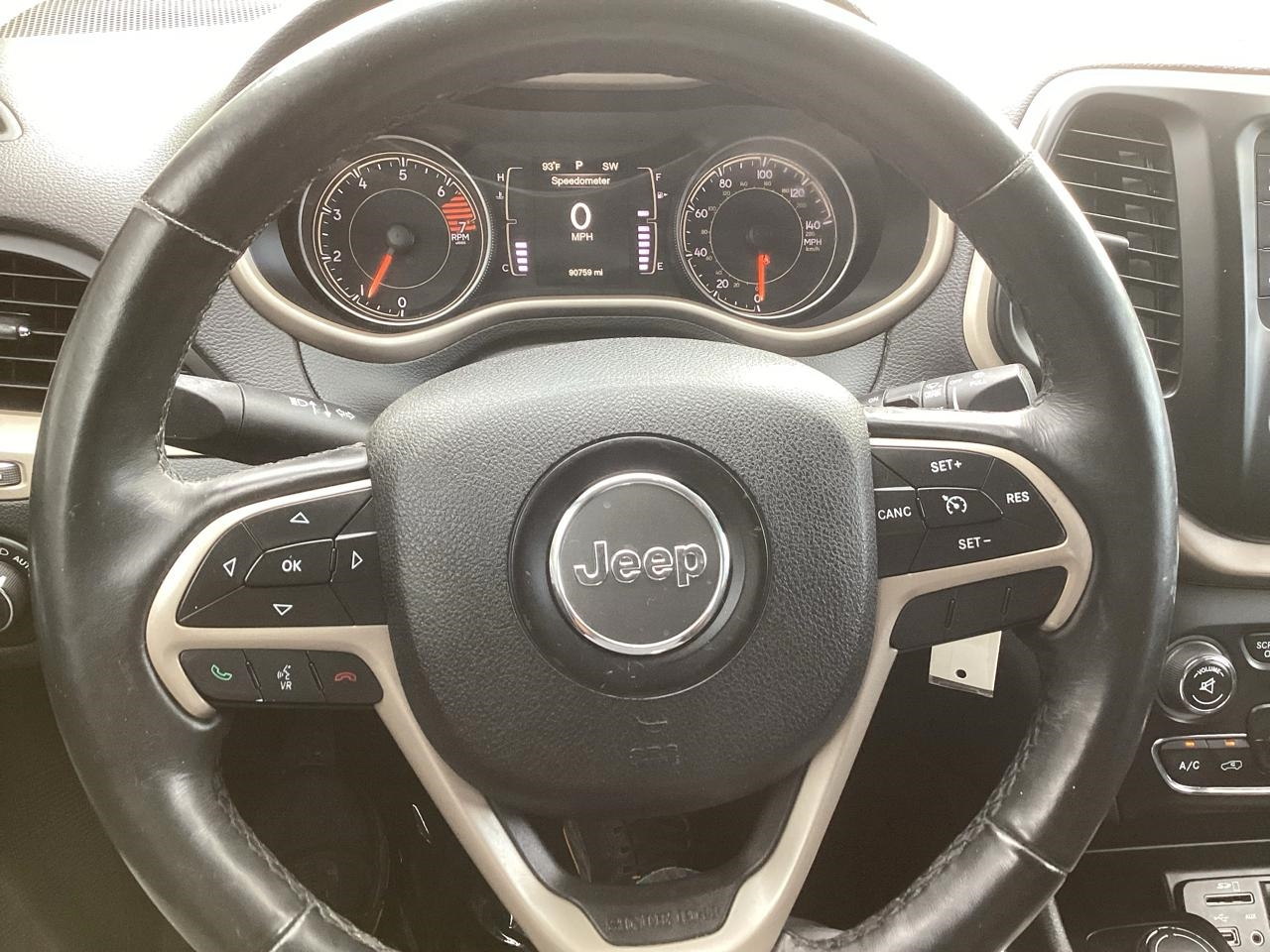 Jeep Cherokee Latitude 4WD 2016