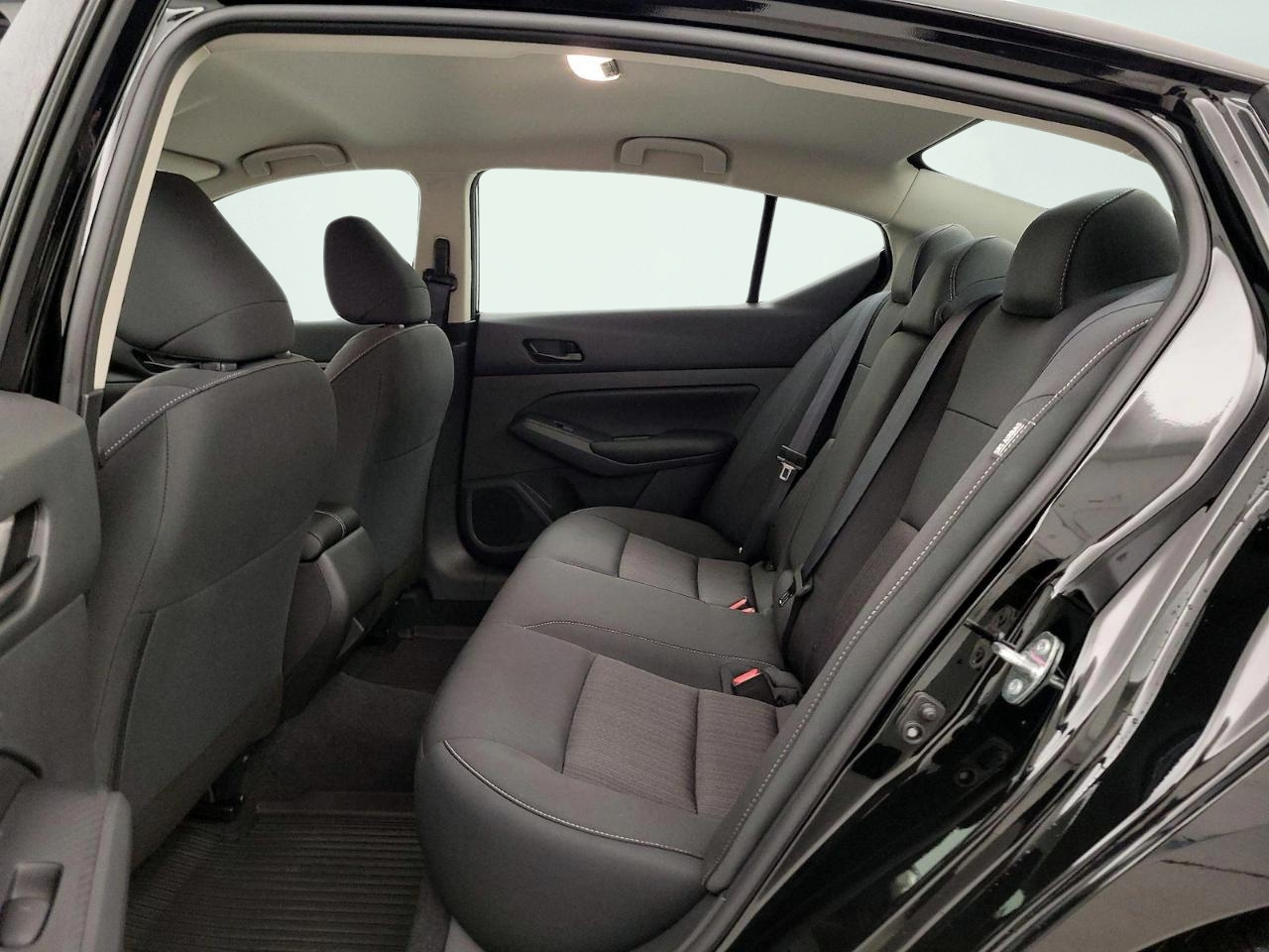 Nissan Altima 2.5 SV 2025