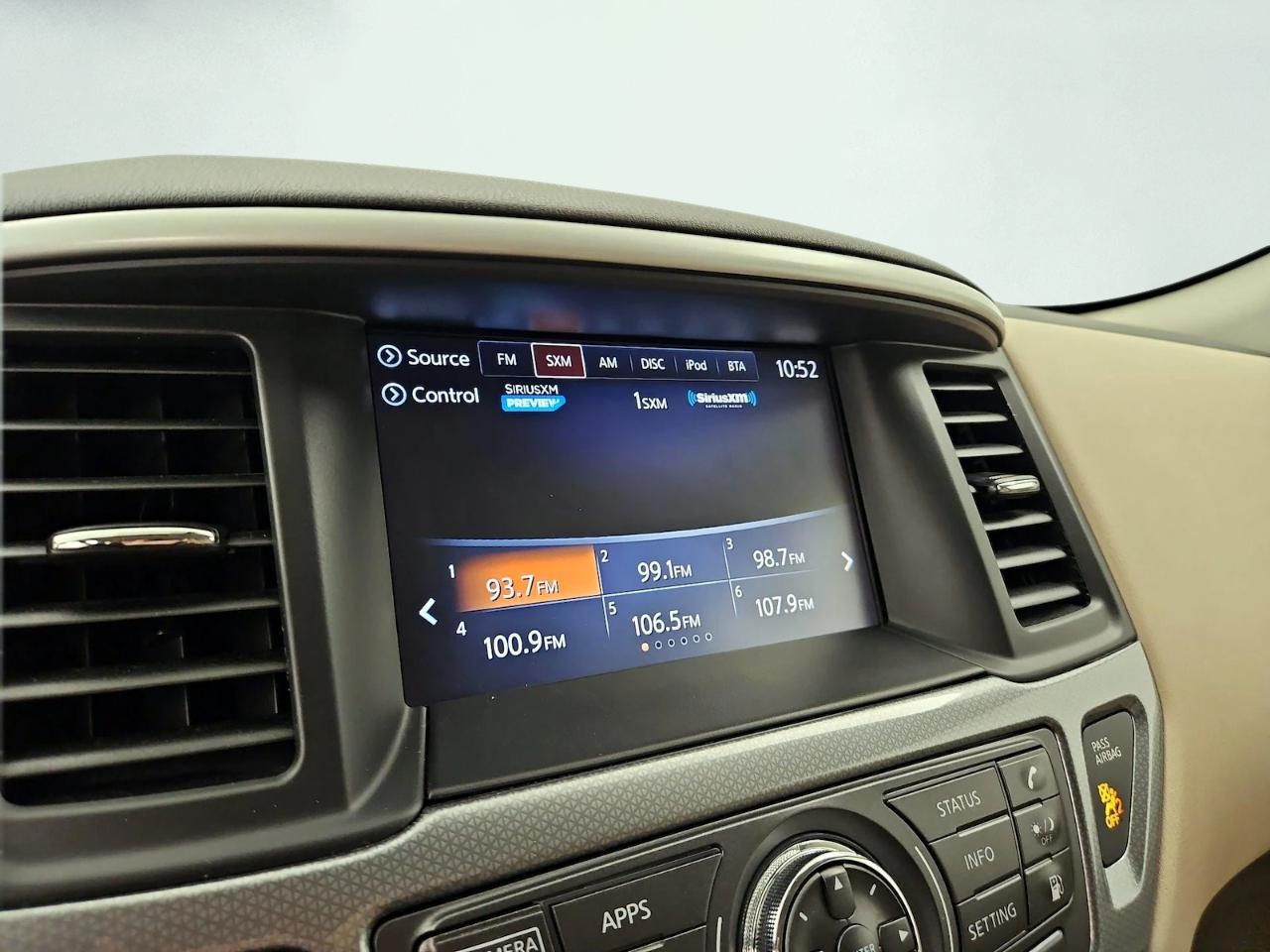 Nissan Pathfinder SL 4WD 2020