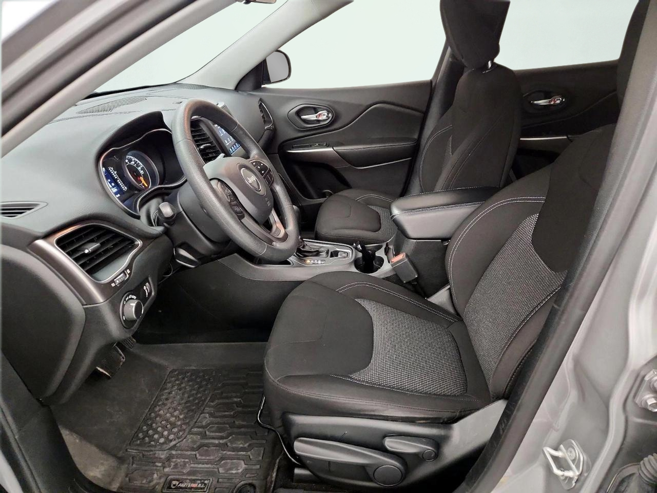 Jeep Cherokee Latitude Plus 4WD 2020