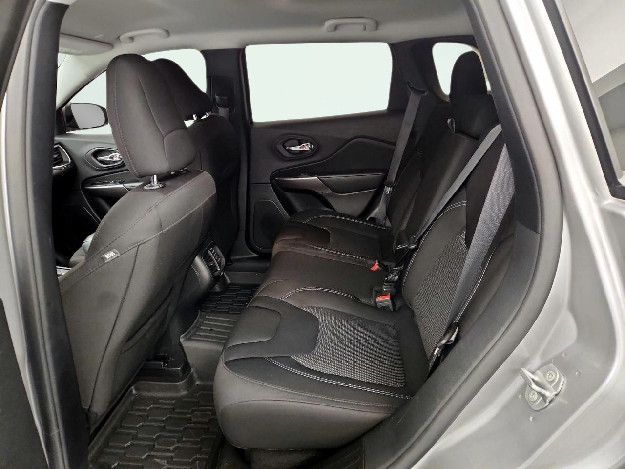 Jeep Cherokee Latitude Plus 4WD 2020