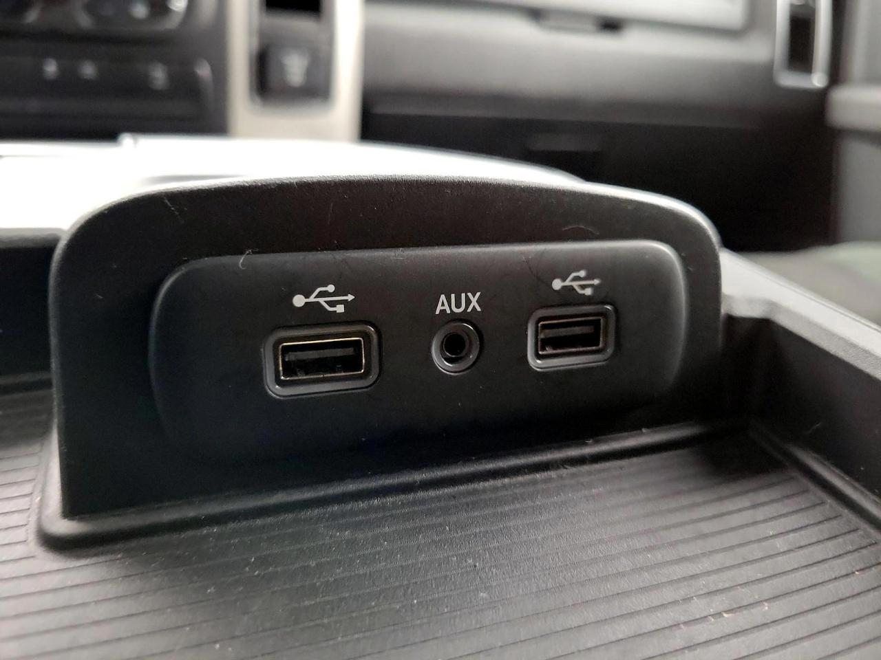 RAM 1500 Classic Tradesman Crew Cab SWB 4WD 2019