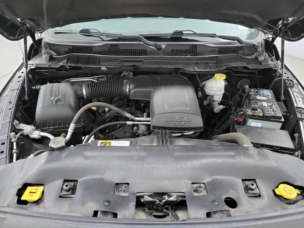 RAM 1500 Classic Tradesman Crew Cab SWB 4WD 2019