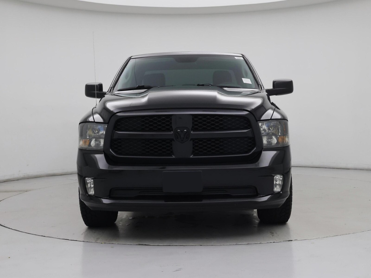 RAM 1500 Classic Warlock 4x4 Crew Cab 5'7" Box 2019