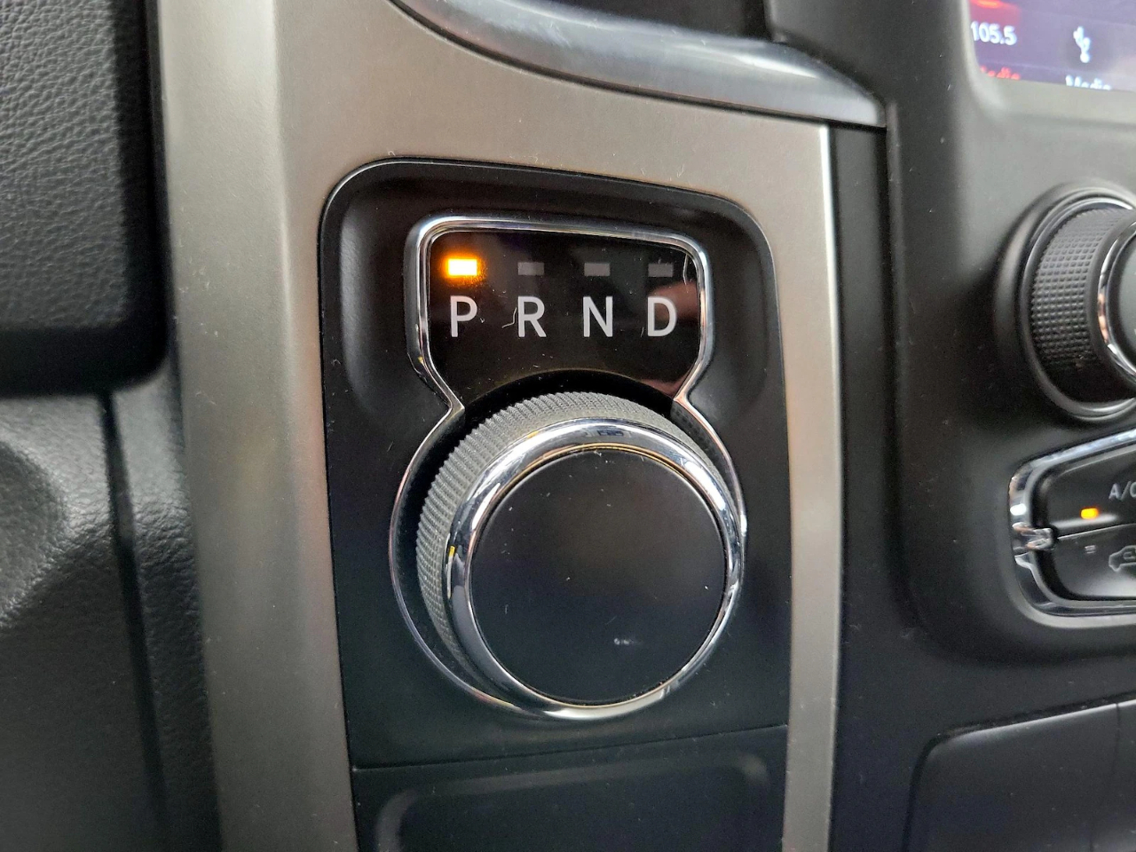 RAM 1500 Classic Warlock 4x4 Crew Cab 5'7" Box 2019