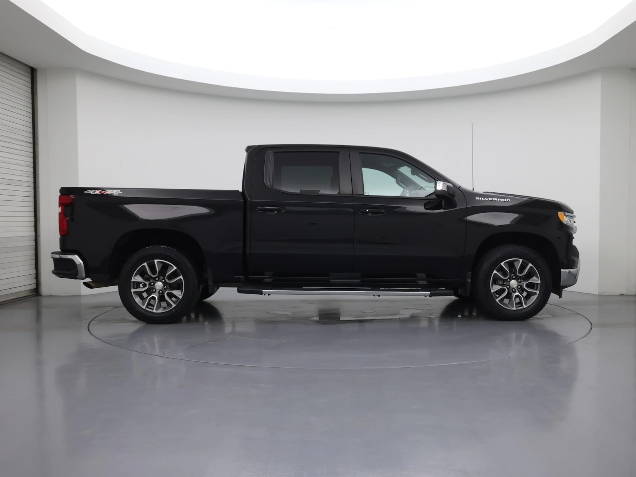 Chevrolet Silverado 1500 LT Crew Cab 4WD 2023