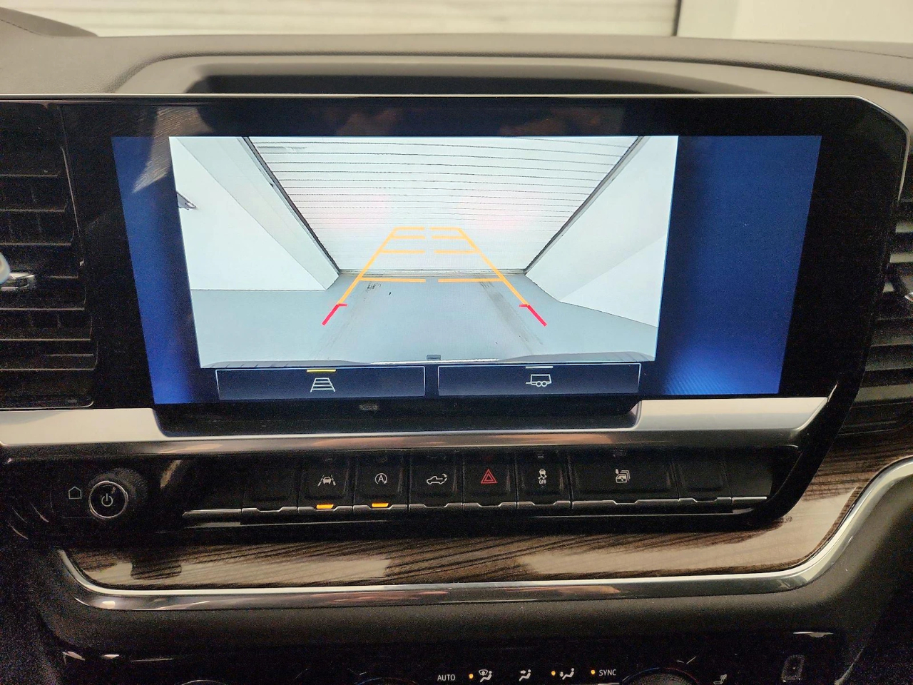 Chevrolet Silverado 1500 LT Crew Cab 4WD 2023