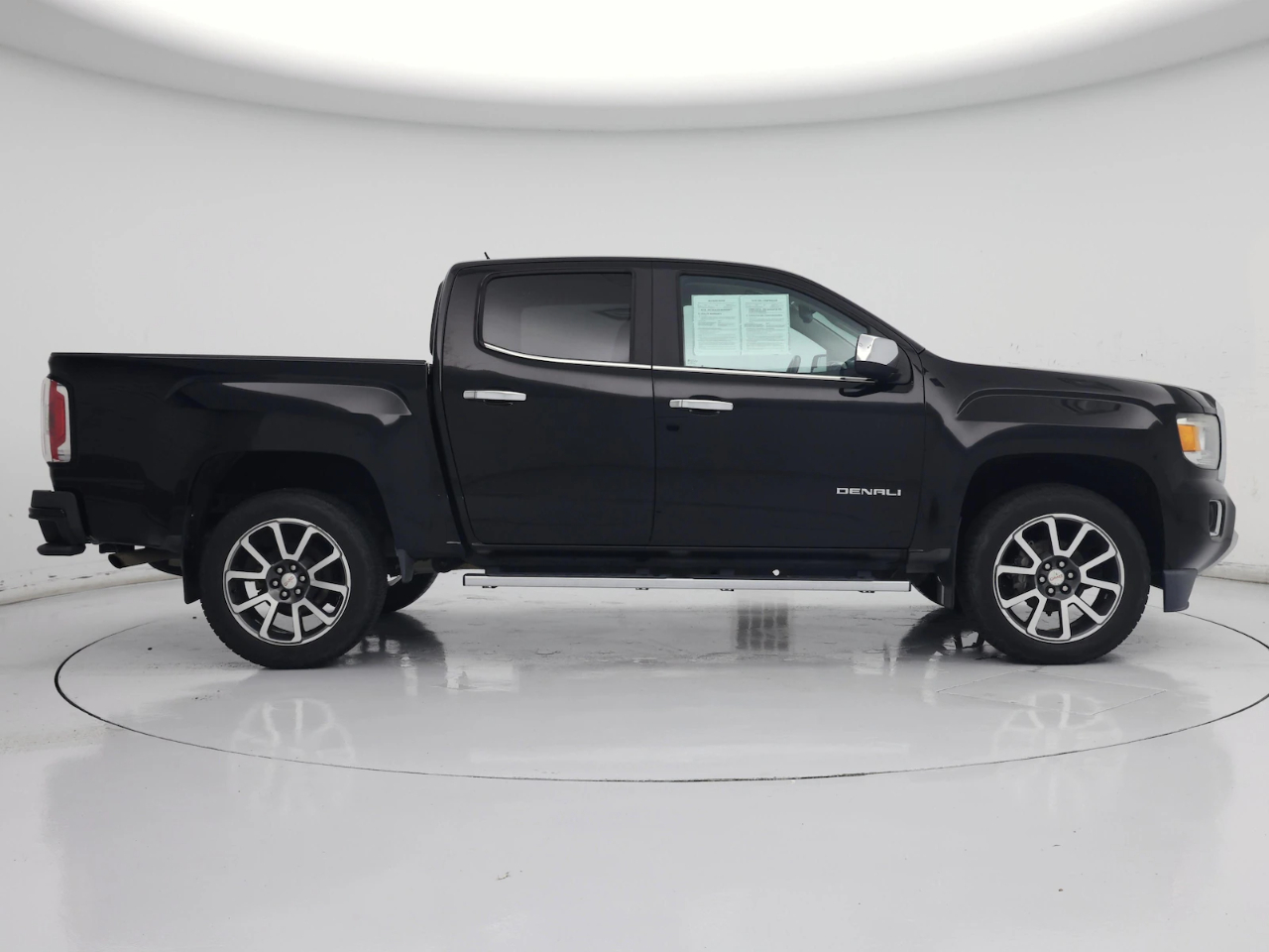 GMC Canyon Denali Crew Cab 2WD Long Box 2018