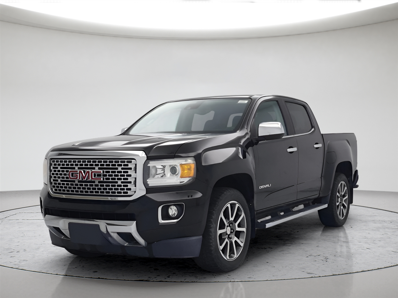 GMC Canyon Denali Crew Cab 2WD Long Box 2018